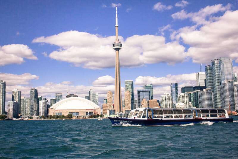 Toronto: Harbor and Islands Sightseeing Cruise - Who will enjoy this cruise most