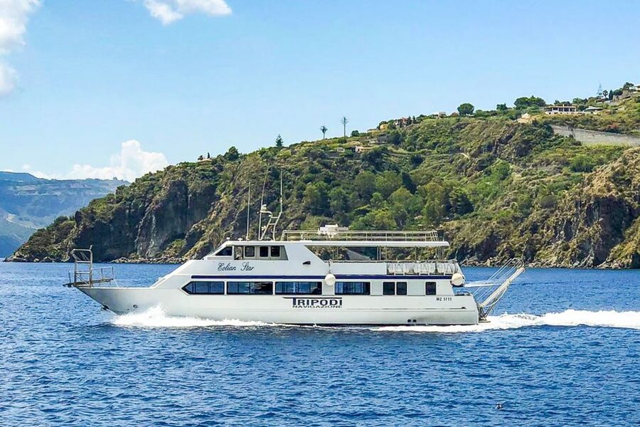 Tropea: Lipari, Panarea, and Stromboli Boat Tour by Night - Lipari from 12:15 to 2:45 p.m.