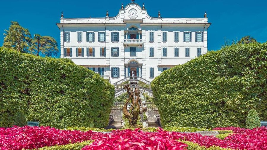 Varenna: Lake Como Premium Shared Cruise - Lenno Bay and the movie-famous villas