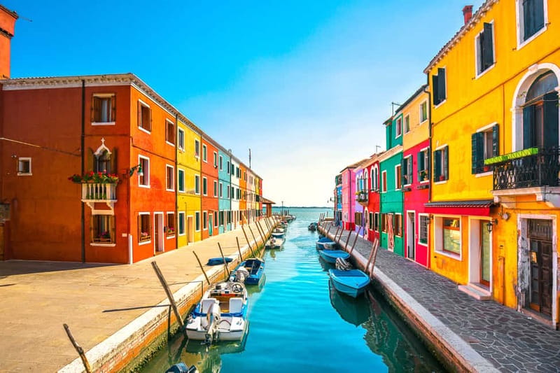 Venice: Murano, Burano & Torcello Boat Tour - Murano: glass, spectacle, and a short stop