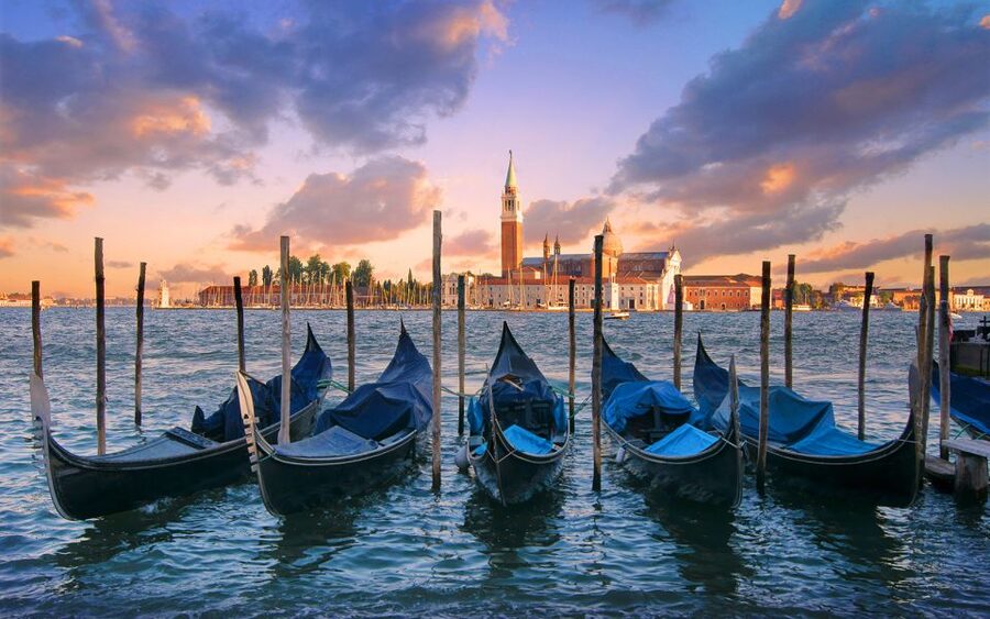 Venice: Private Gondola Cruise for up to 5 Passengers - The smaller canals are often the best part