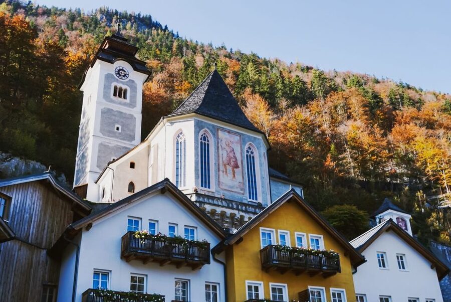 Vienna: Hallstatt Day Trip with Boat Ride Option - The Skywalk closure and boat ride choice