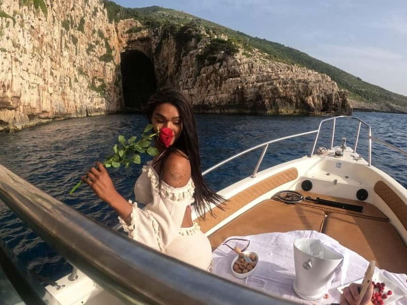 Vlore: Haxhi Ali Cave, Karaburun Speedboat Tour & Snorkeling - The ride from Vlorë to Haxhi Ali Cave