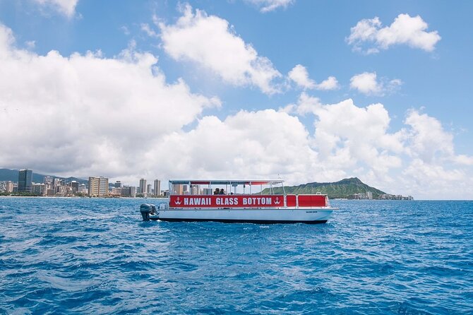Waikiki Glass Bottom Boat Cruise - Cruising toward Waikiki and Diamond Head