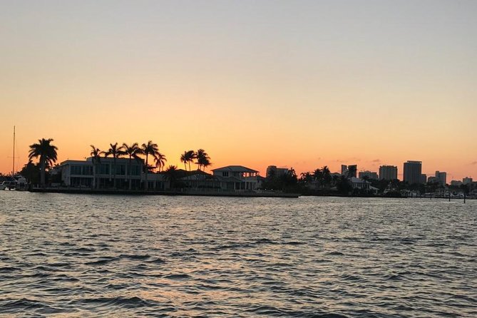 Water Taxi All Day hop-on hop-off Venice of America Boat Tour - Hilton Marina is the key transfer point