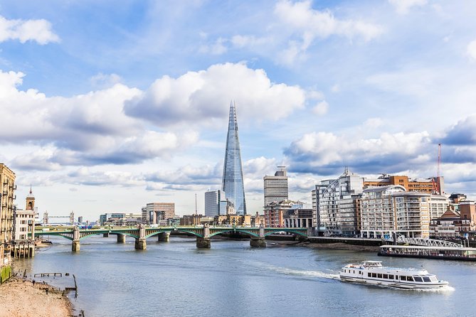 Westminster to Greenwich Sightseeing Thames Cruise in London - The first stretch packs in London’s postcard sights