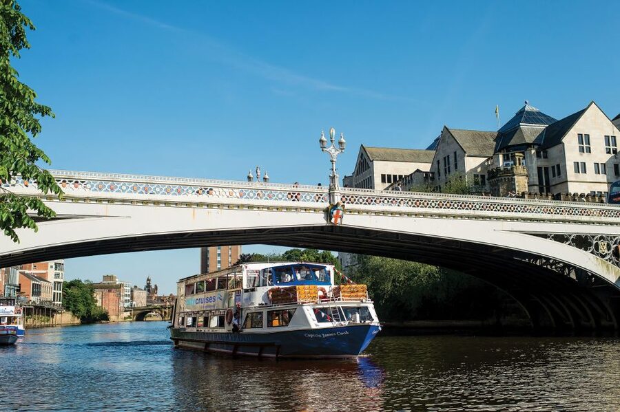 York: Daytime Sightseeing Boat Cruise with Live Commentary - Who will enjoy this York cruise
