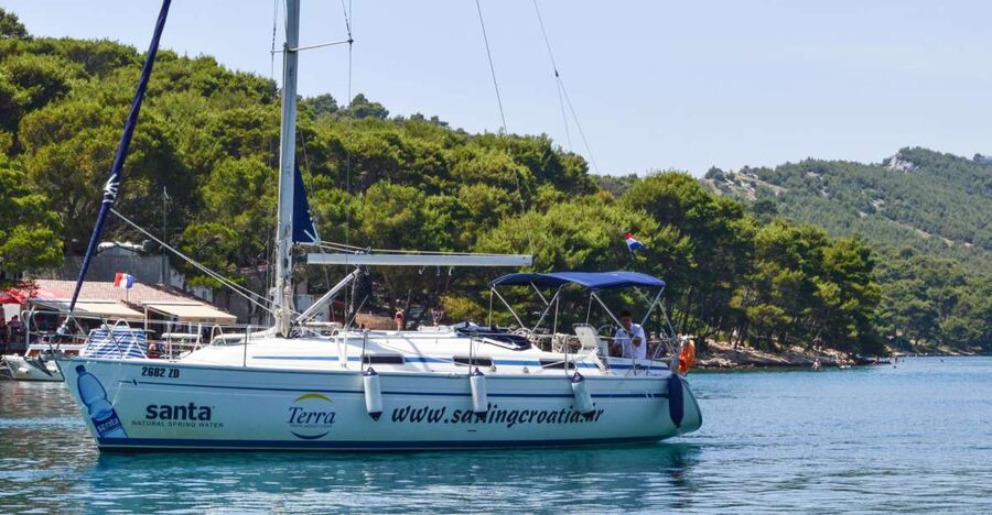 Zadar: Full-Day Sailing Trip to Kornati - Telašćica Nature Park, cliffs, and Lake Mir